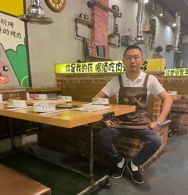 拒绝向命运低头的鹤岗人，正在凭烧烤自救