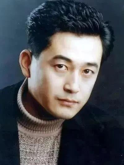 大江之死，意难平！但好在苏可和<扫黑风暴>主演们的婚姻都很美满