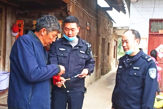 大方公安凤山派出所：用活“四大法宝”  守护社会和谐稳定