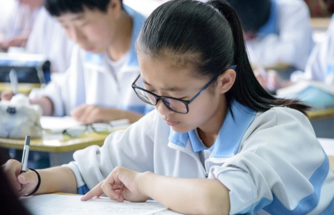 高考和“模拟考”能差多少分？考生和家长要知道，有助于志愿填报