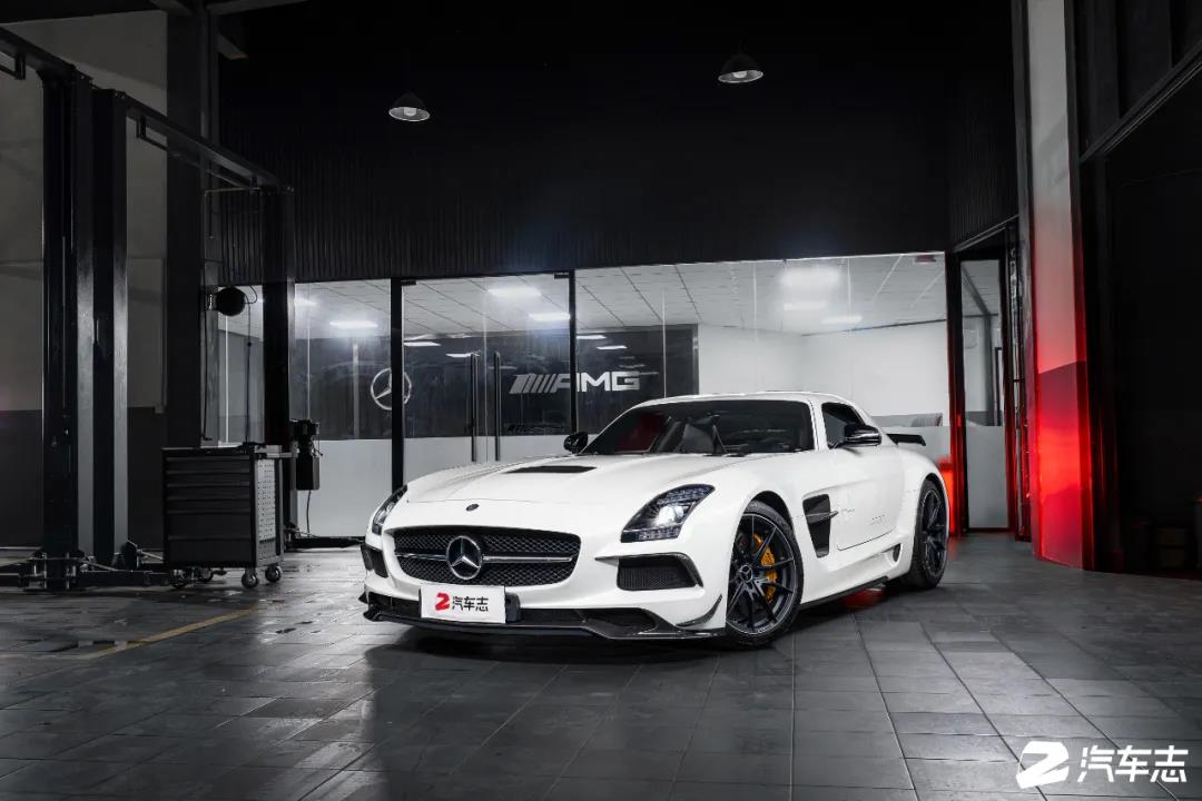 大陆仅十台的SLS AMG Black Series，零距离感受奔驰超跑的巅峰