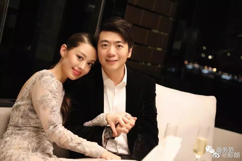 朱珠婚礼戴Tasaki，新郎戴百达翡丽，结婚珠宝腕表怎么配？