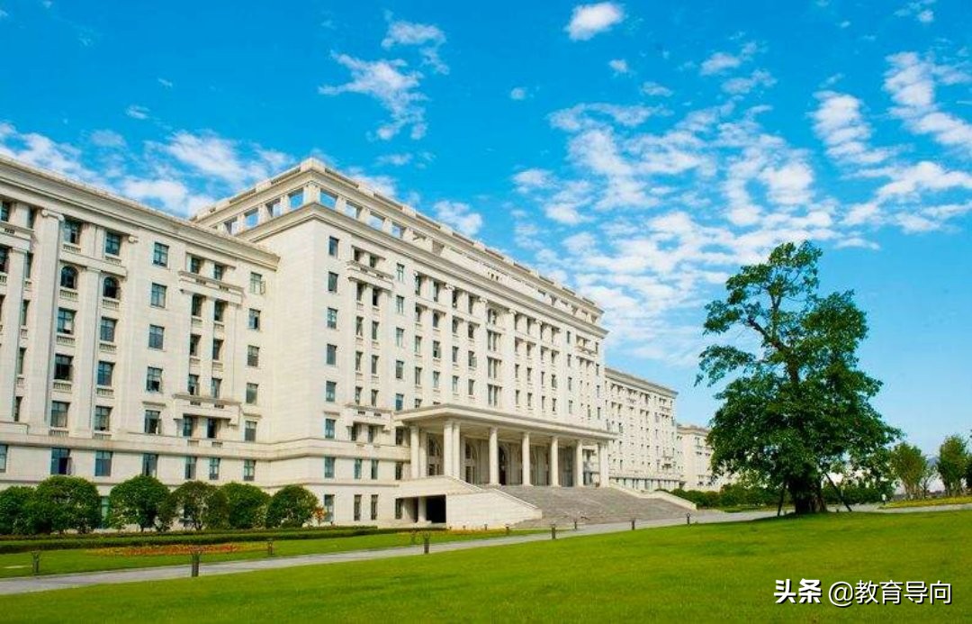 985工程大学排名更新，复旦退居第七，西安交大进入前10