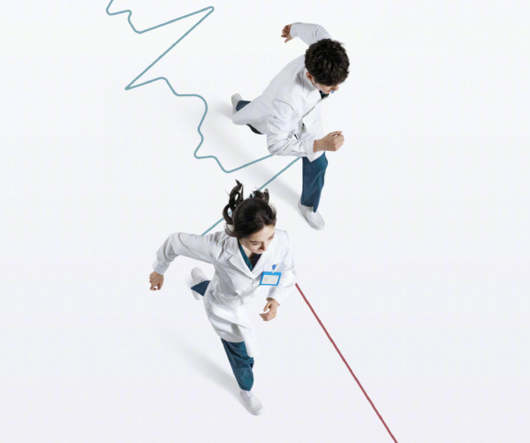 秦施没播，杨幂低调复拍《谢谢你医生》，剧照已让人拉满期待值