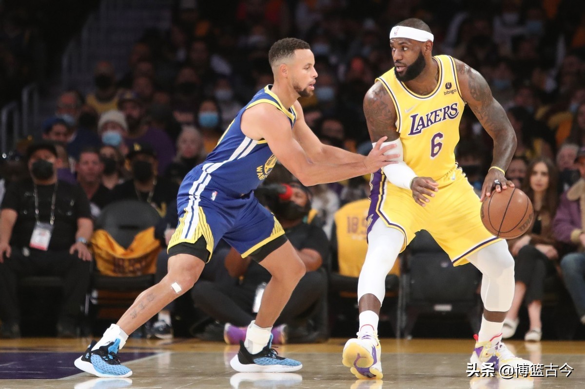 最强nba为什么出钻石威少(NBA数据能力的4个段位：威少钻石，张伯伦大师，詹姆斯宗师)