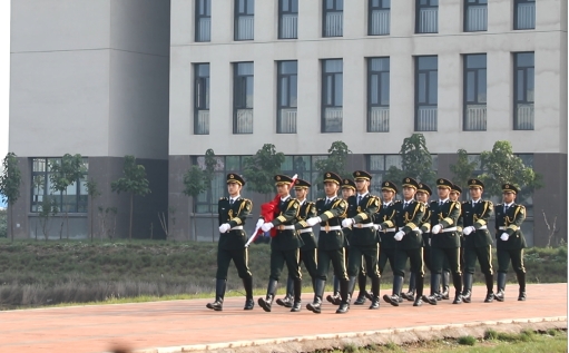 河南水利与环境职业学院-航空港校区举行2021级新生开学典礼