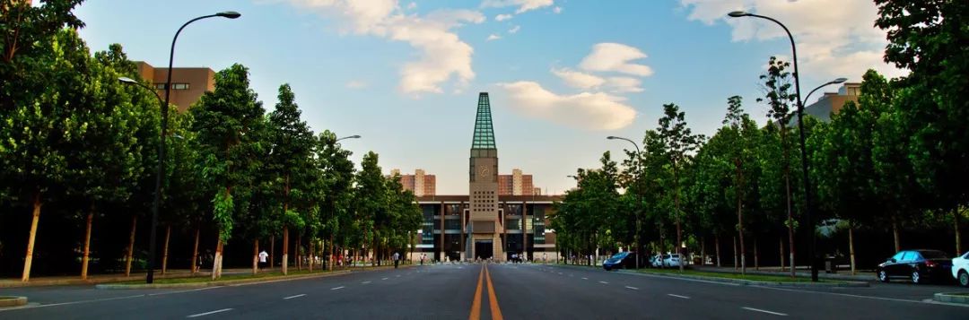 河北石家庄这所大学火了，全国高校属第一！你是这所学校毕业的吗？