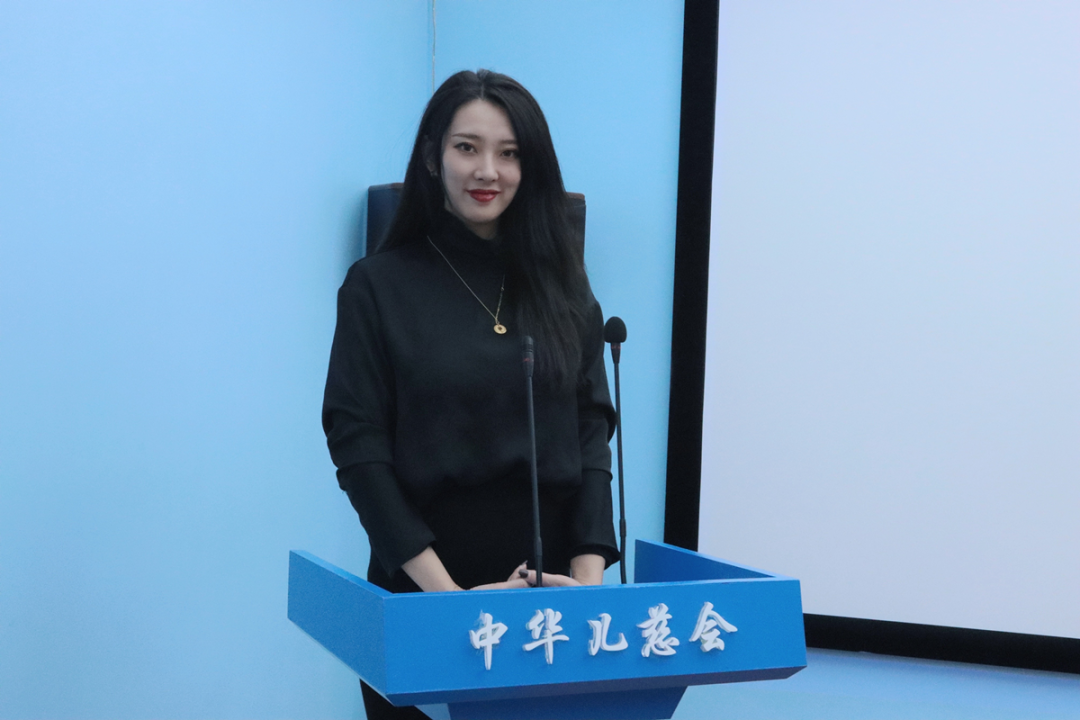 人民美育向中华儿慈会捐款，助力少年儿童成长