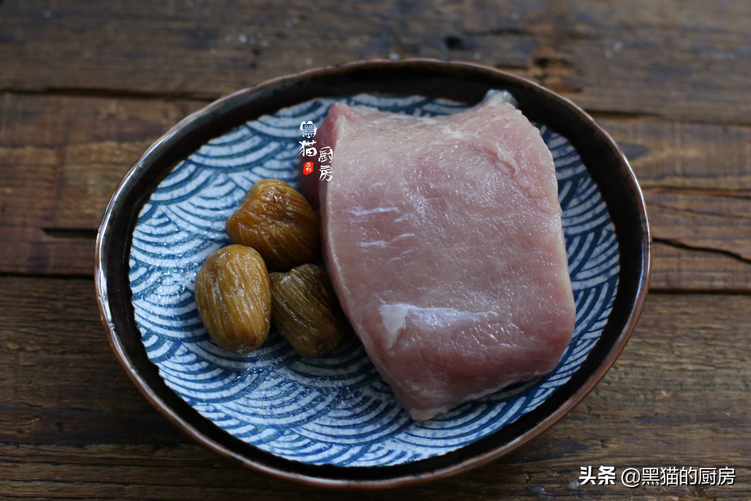 这花可以泡茶，也可以用来煲汤，广东妈妈常煲给家人喝，润肺祛痰