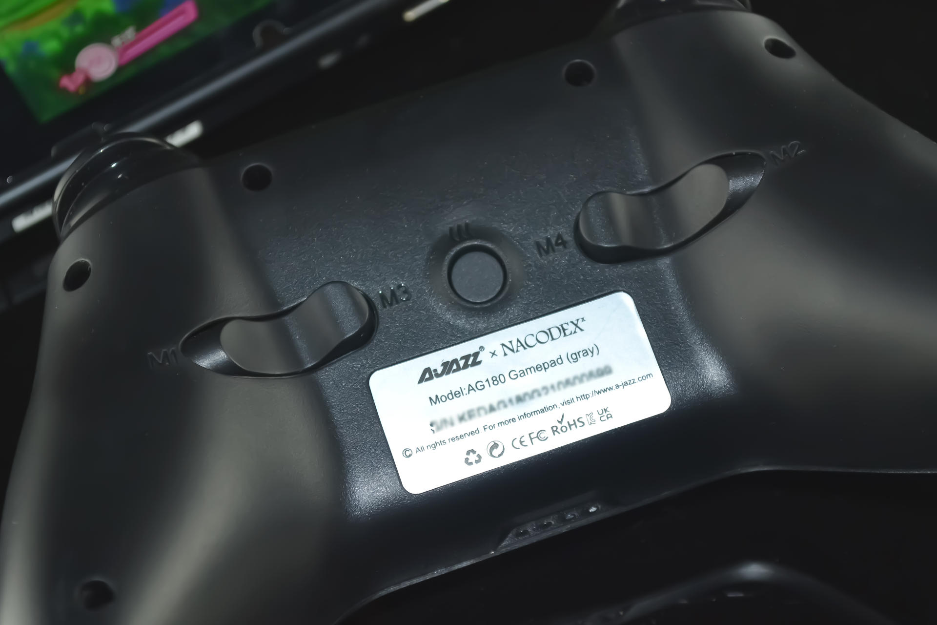 第三方更有料，玩Switch 我选黑爵AG180游戏手柄