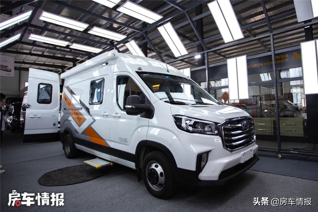 全新大通V90房车来啦！配2.0T发动机参数超依维柯，起售价真便宜