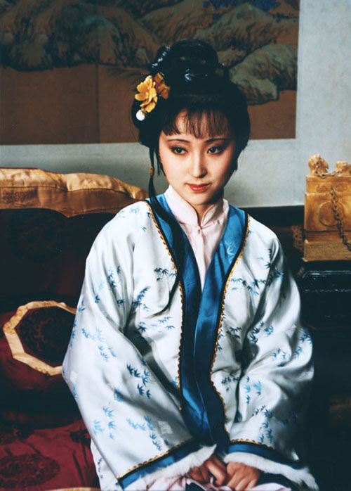 北方多出女汉子？这9位东北籍女星，个个柔情似水，性格却不娇气