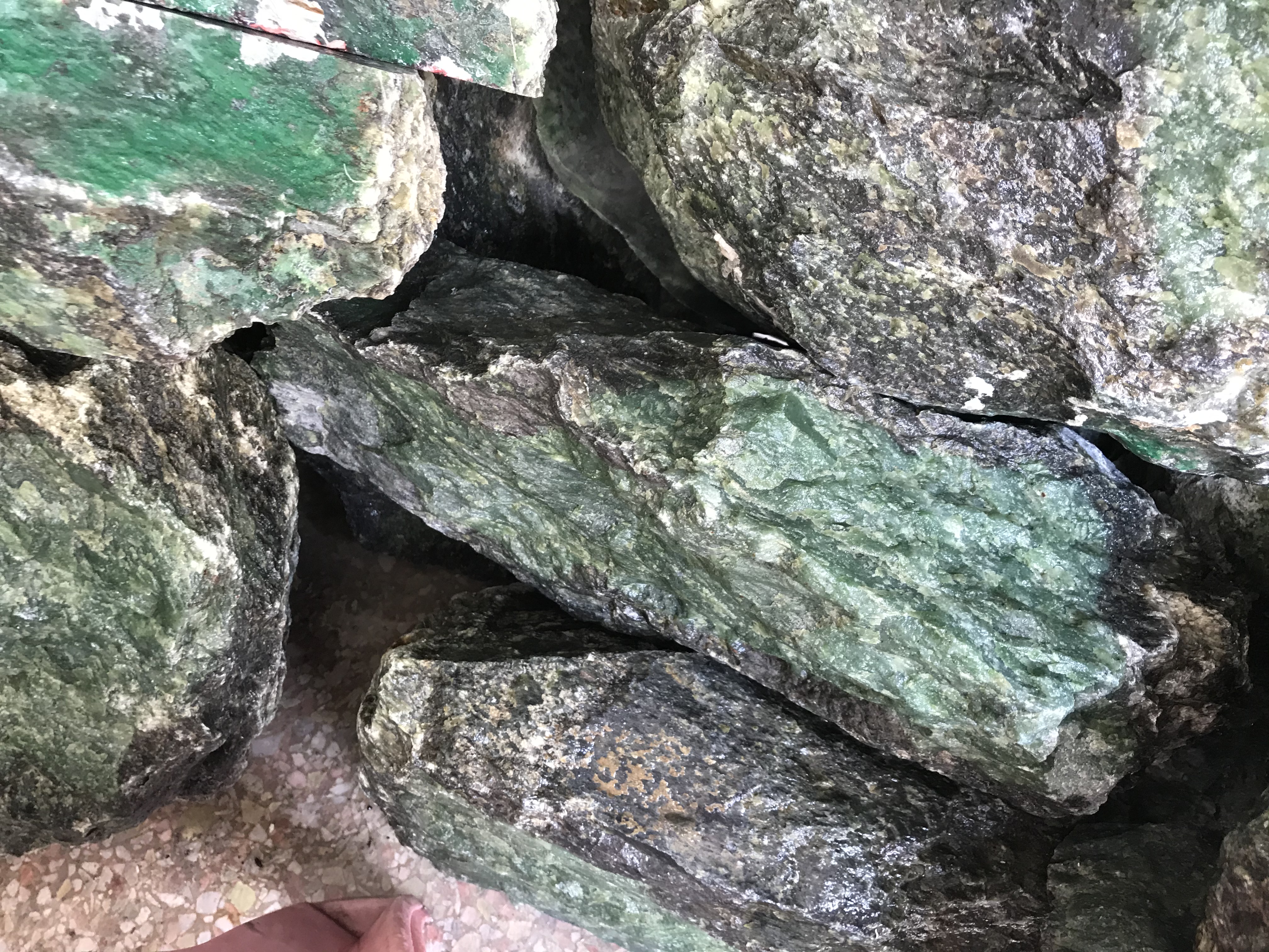 阿富汗碧玉 正向我们走来