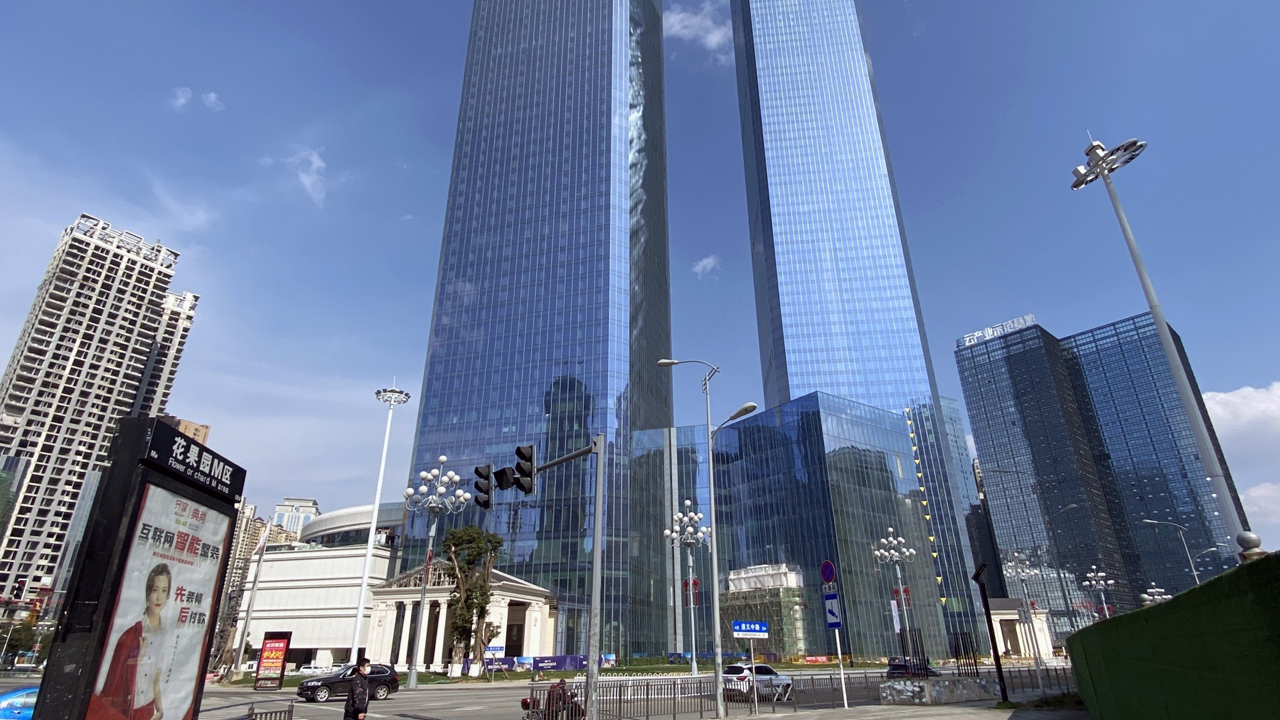 2020年房企4300亿偿债高峰期，贵阳买房怎么选？看这4点就够了