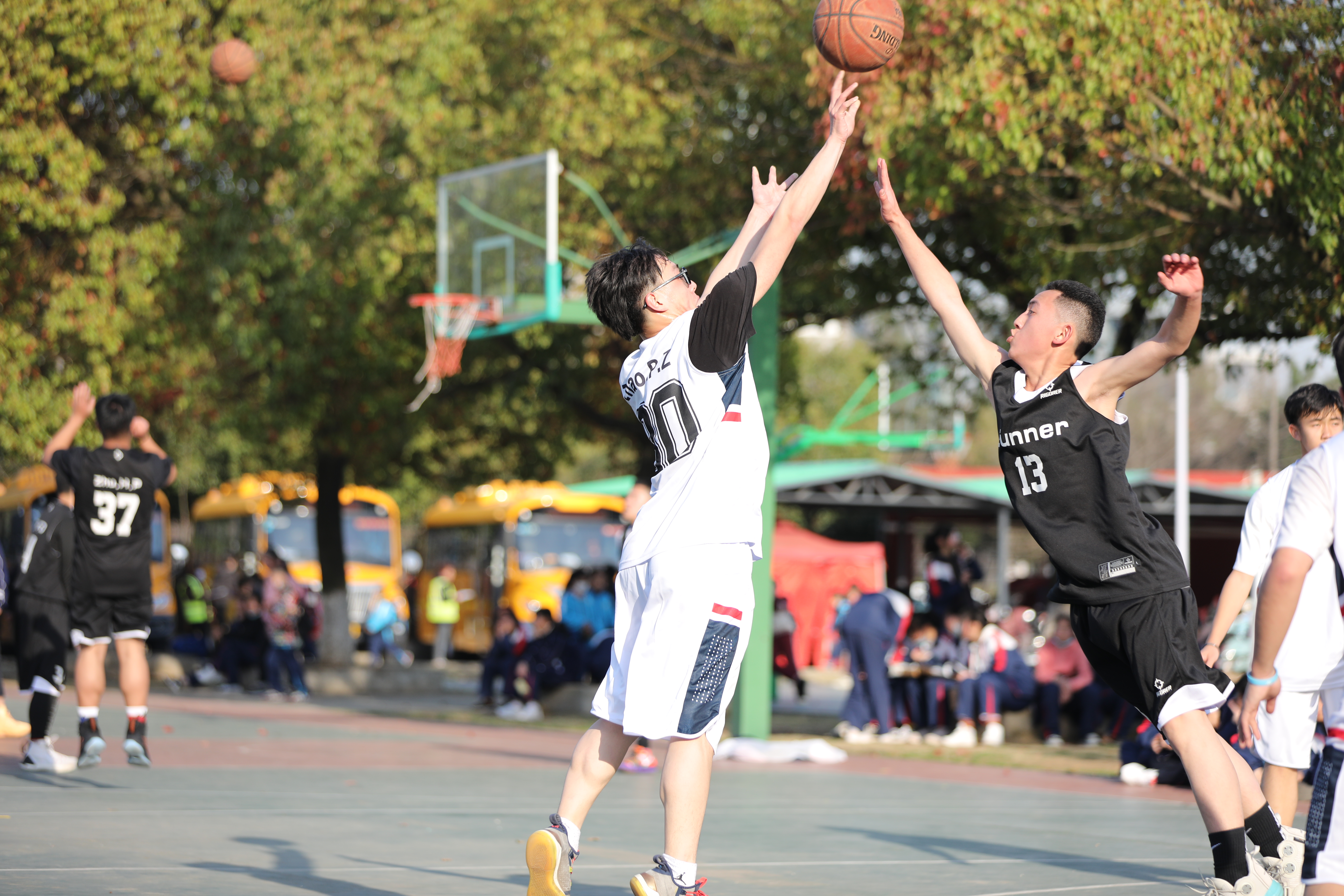 【喜报】南京宇通实验学校初中男子篮球队在江宁区校园篮球“3对3”联赛中荣获冠军