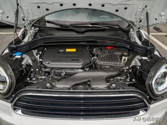 奶凶奶凶的新款MINI COUNTRYMAN上市 24.88万起！