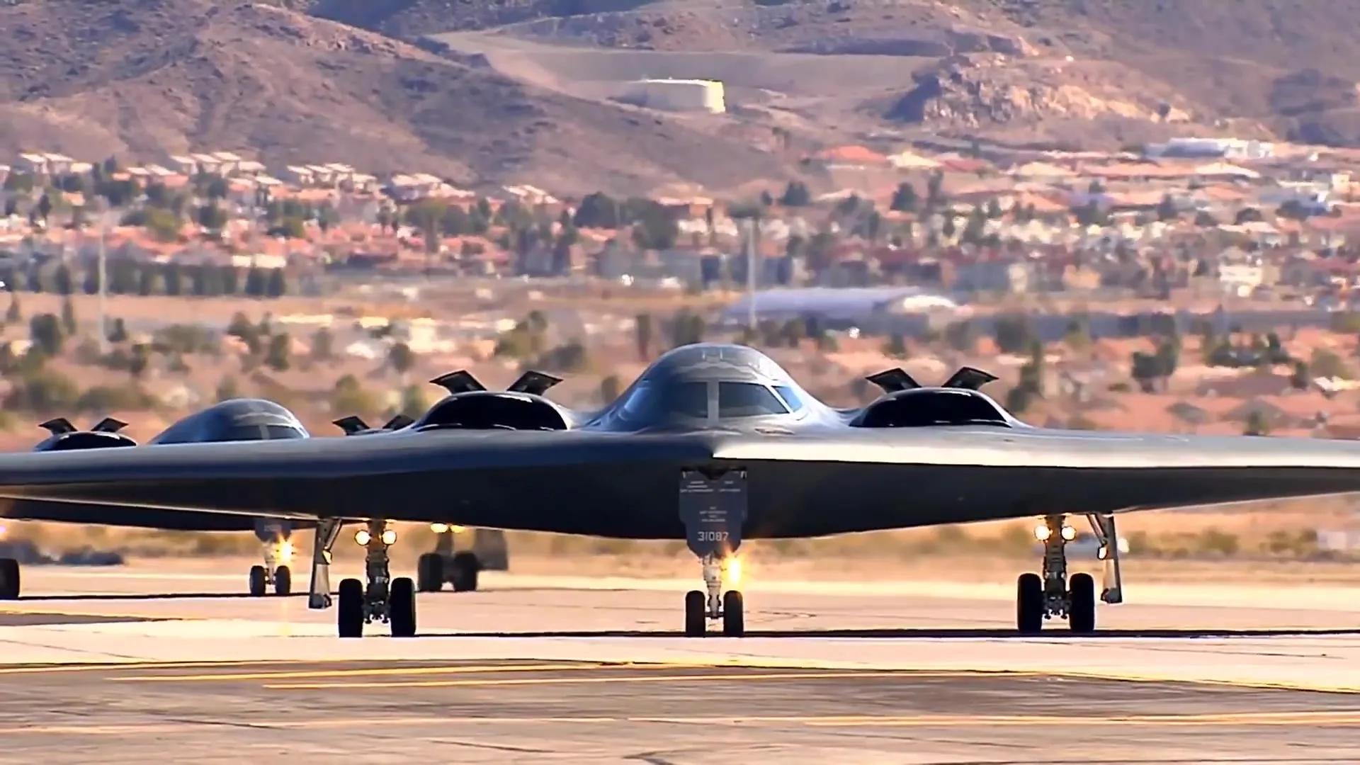 美国b2轰炸机有多牛,被称为"外星人"产物,先进程度让人咋舌