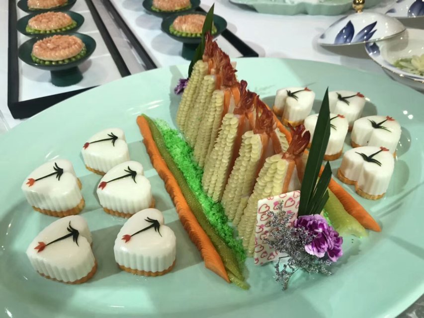 《关于饮食文化》民以食为天，