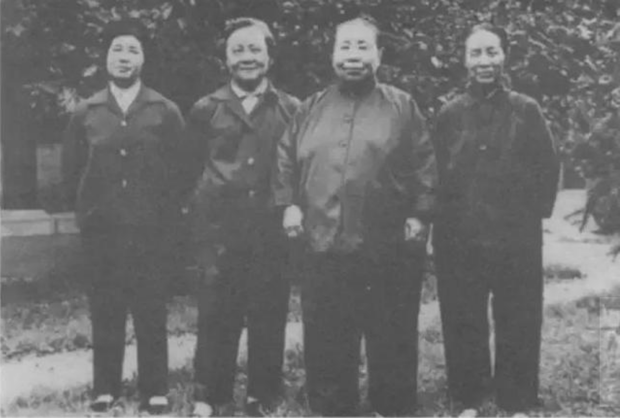 1981年宋庆龄逝世，为何临终前却立下遗嘱：我要和保姆李燕娥合葬