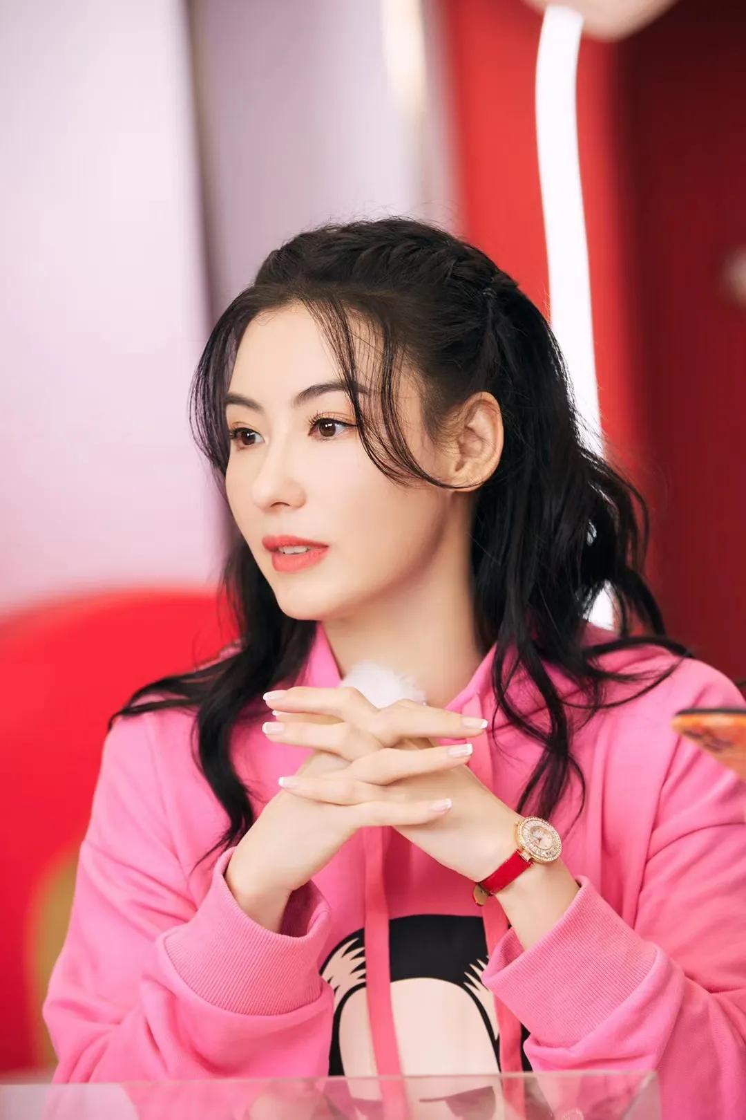 明星双十一带货，率先杀出重围的居然是张柏芝，下单金额超6116万