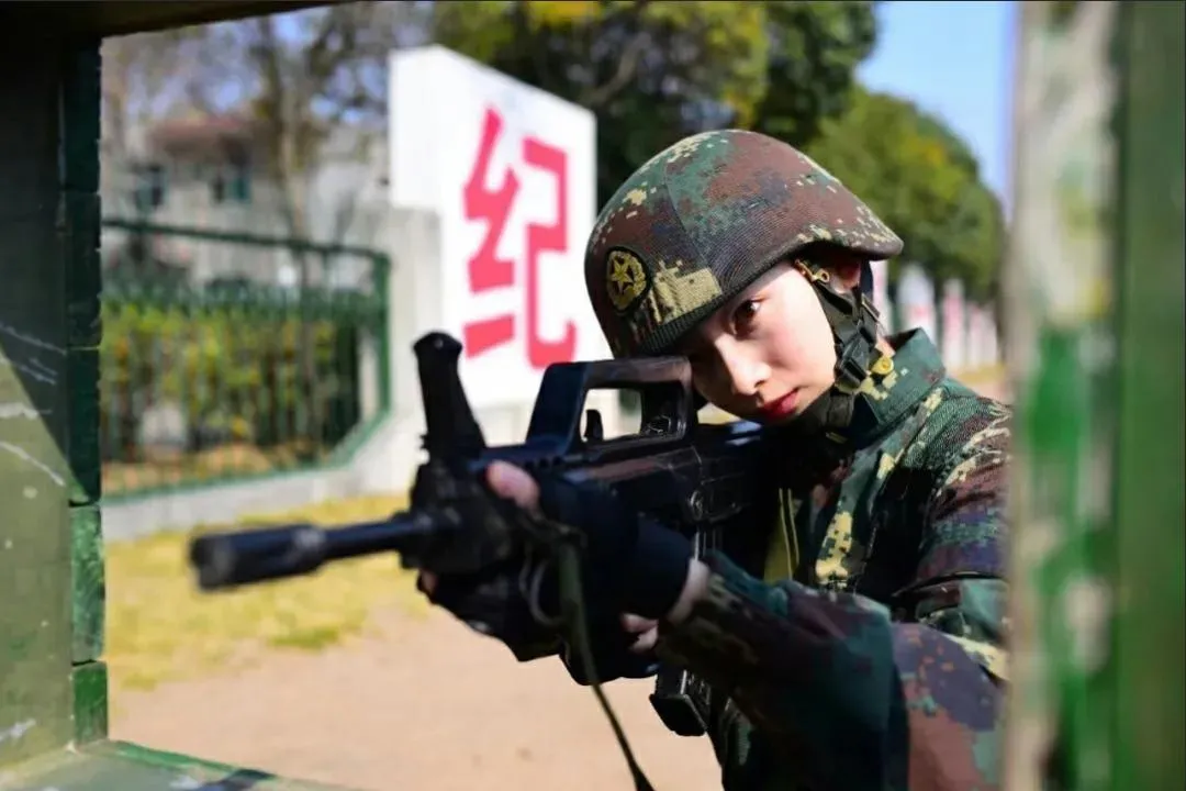 [开始] 9月22日，早上好！歌“年轻女子”