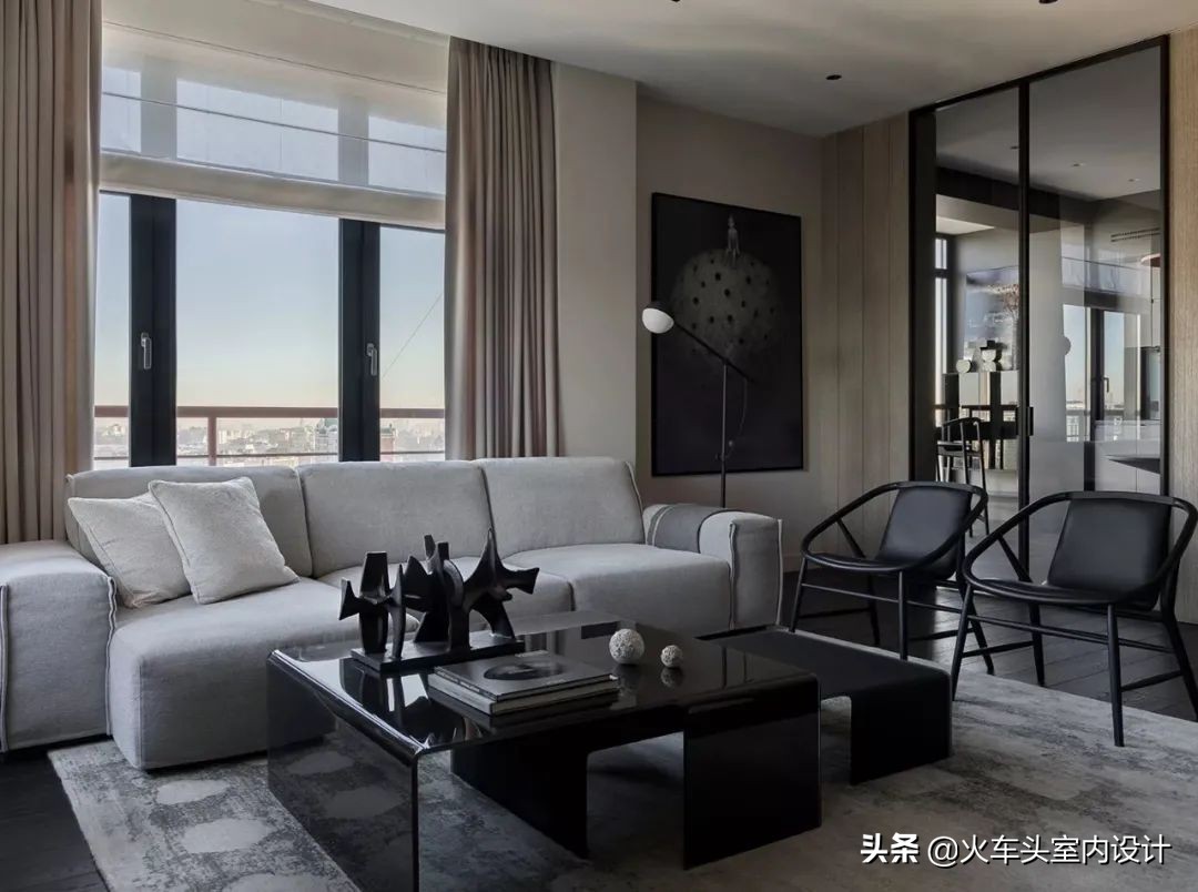 深色系设计，高级感十足