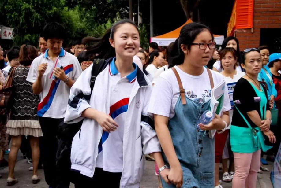 河北这一所“黑马”高中，能考上的都是学霸，实力不输衡水中学