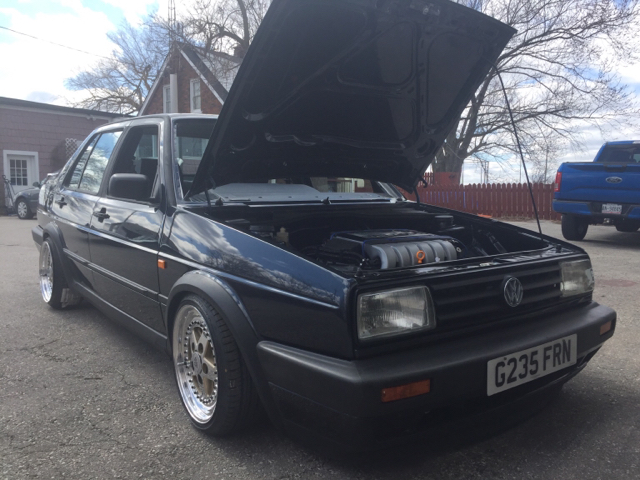 1990年大众捷达翻新改装：陪伴30年的车 想要放弃真是太难了