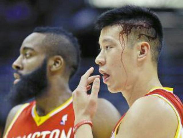 nba球星为什么没人歧视(NBA种族歧视有多严重？威少林书豪都遭遇过，早期NBA曾被白人垄断)