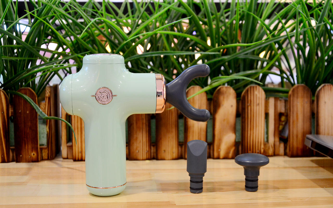 今年三八女王节送她什么礼物？超有料的野小兽筋膜枪更有爱