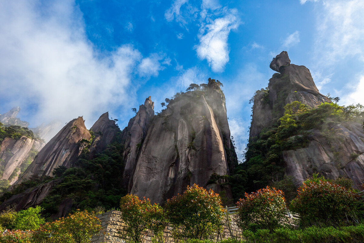 江西旅遊必去的五座山,最後一個是全國獨一的朝聖風景區