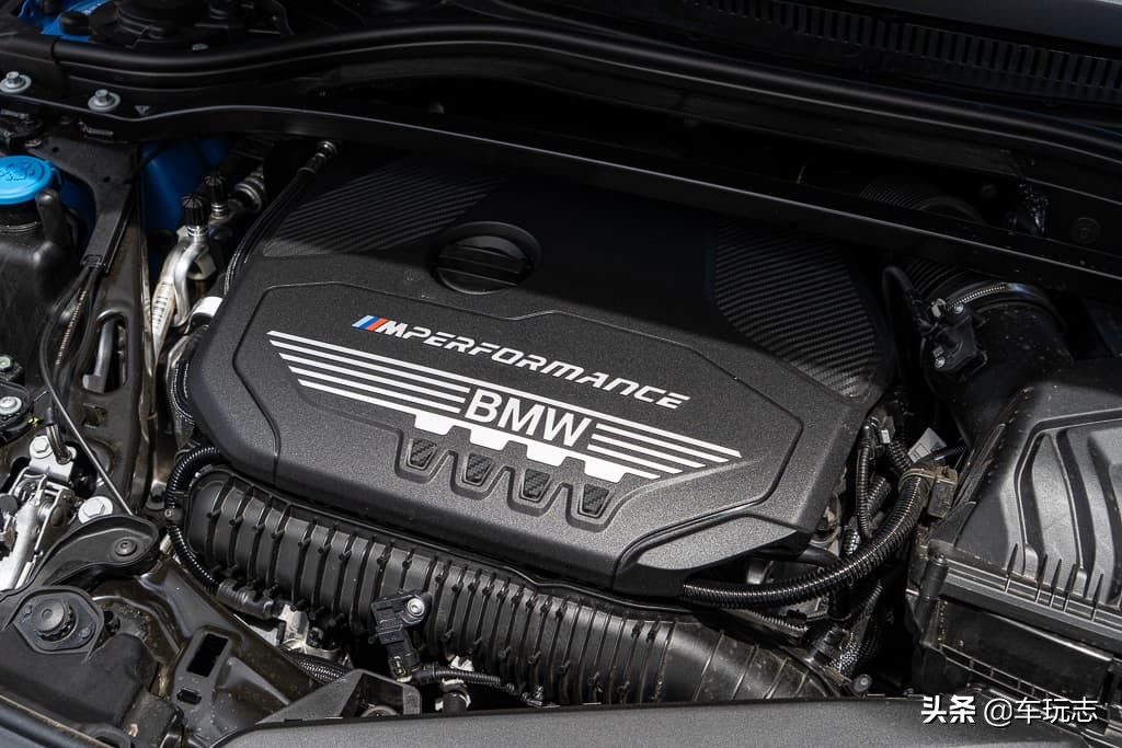 同是2.0T的两厢车之争：2020款宝马M135i对比奔驰A35 AMG