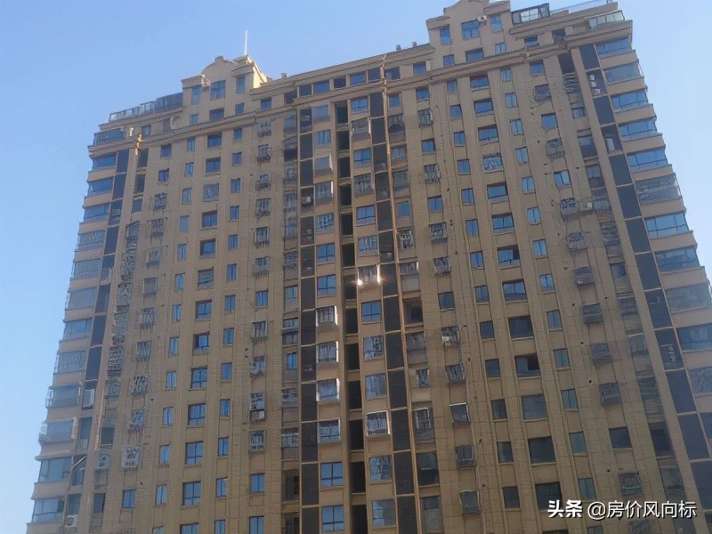 盐城市5-10年房龄，二手房挂牌价12058元，共计409个小区