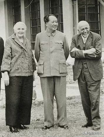 美国著名女记者，毛主席的“纸老虎论”通过她传向世界，她的名字在中学语文课本中出现了许多年