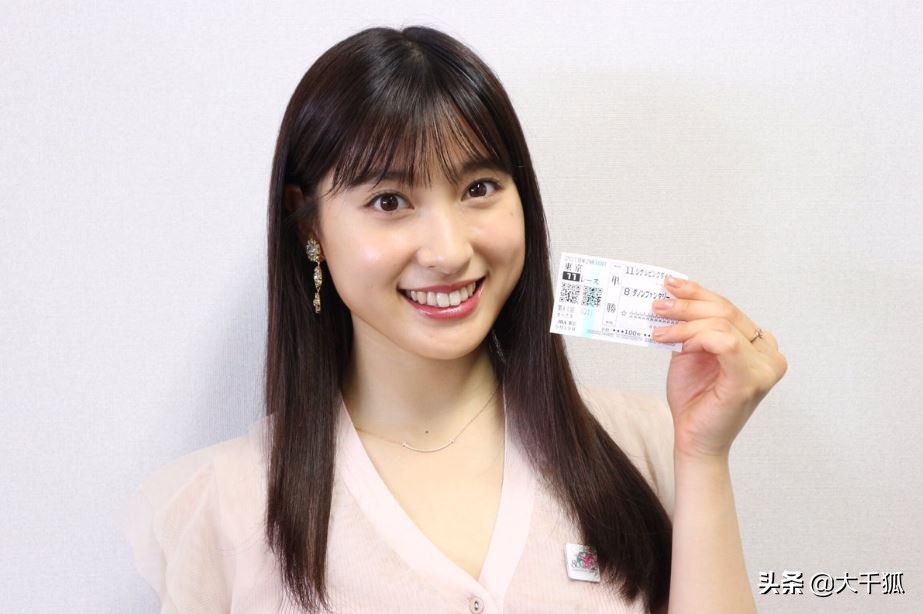 奇葩，25岁日本女星第四次大学留级，读了八年还没有毕业