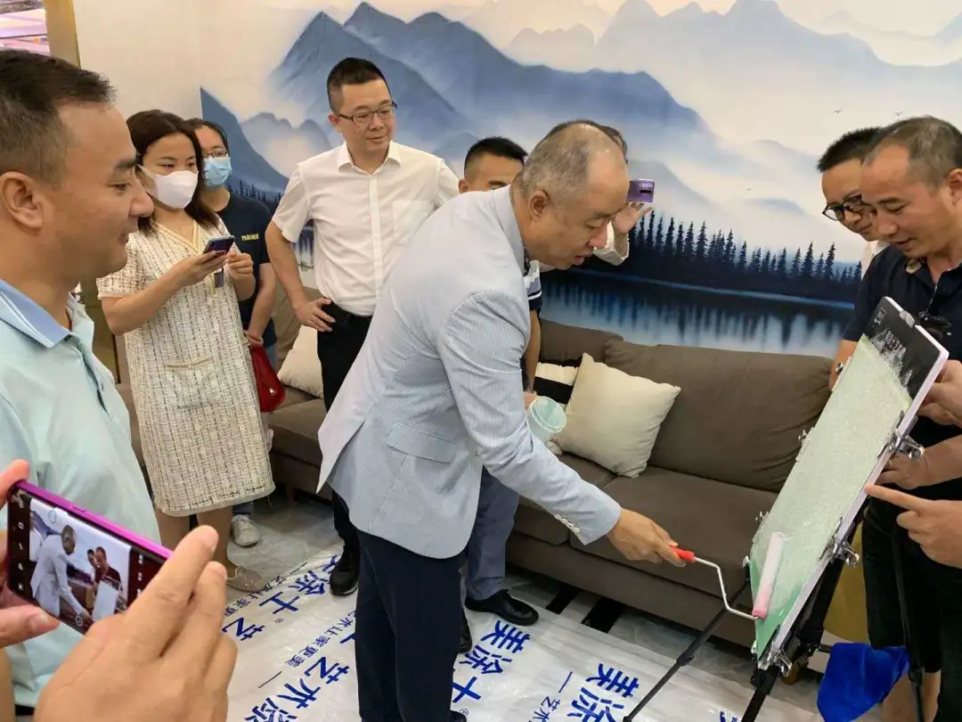 东易日盛携手美涂士成立墙面产品及涂装工艺联合研发中心