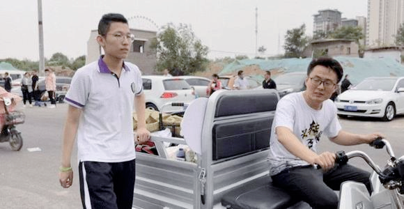 衡水中学“土猪”张锡峰：高考成绩674分，却为何陷入舆论之中？