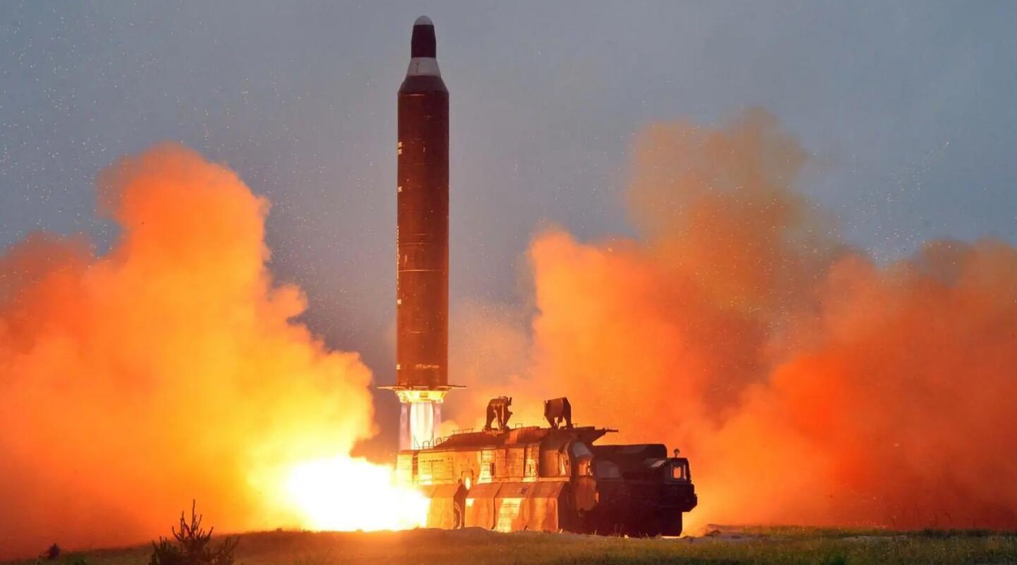 原子弹爆炸半衰期长达数万年，为啥广岛和长崎现在就可以居住了？