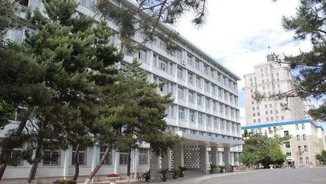 这三所高中被称为吉林中学三大金刚，学校实力强劲，令人羡慕