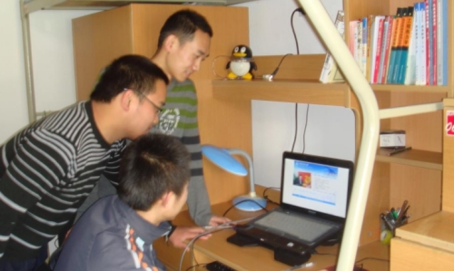 为什么一定要考985、211？过来人：这四点优势，普通本科难以比拟