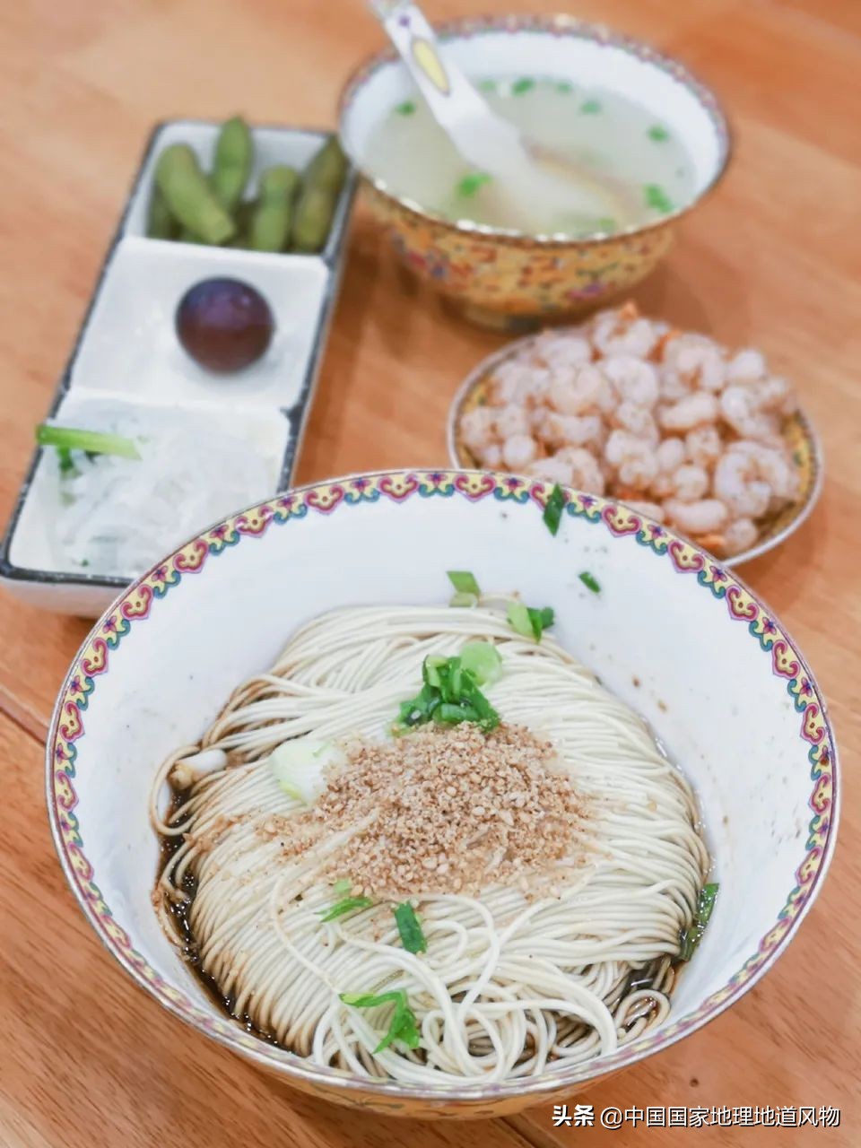 三虾面、薄荷绿豆汤、鸡头米...苏州的至鲜夏天来了