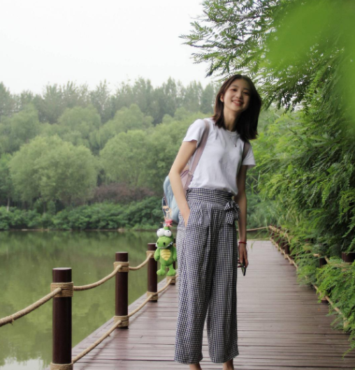 清华博士校花火了！颜值与才华齐飞，被网友称为“小石原里美”