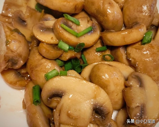比肉好吃的素菜菜谱，清炒口蘑菇，简单美味营养，10分钟搞定