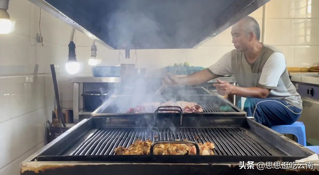 云南个旧，张子枫电影里的宝藏小城，藏着小镇青年的回忆和美食