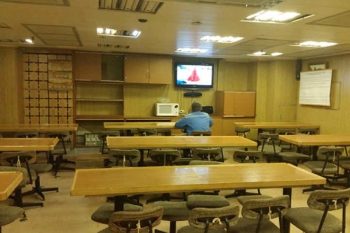 ����ս�Ժ�Ǳͧ�ж������̨�缶����������������һ���س��д���