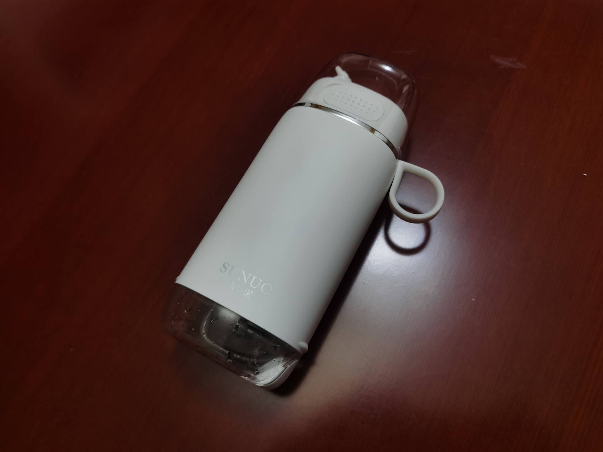 素诺冲牙器评测，练就内视绝学，重塑牙齿健康