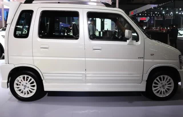 2020款“北斗星”亮相，比飞度好看，1.5L+CVT，车友：坐等上市