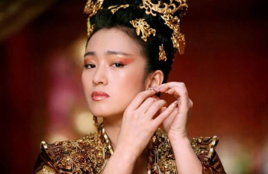 死亡超3万！撤侨令后，董卿