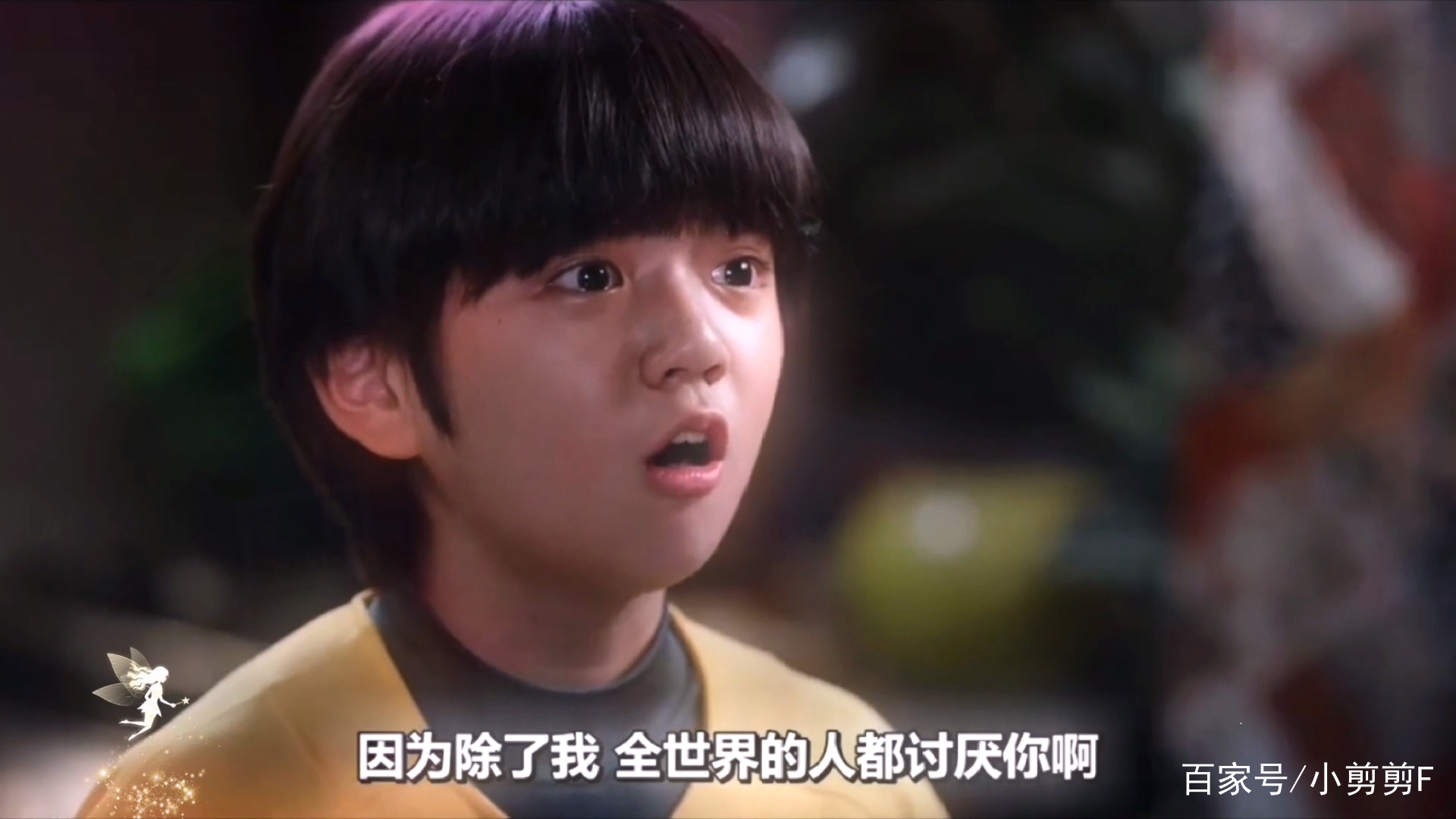 当骆驼绽放时，聪明的孩子说颜色。