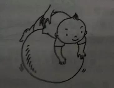 感统课的秘密：大龙球要怎么玩？掌握这几种姿势的家长赚大了！